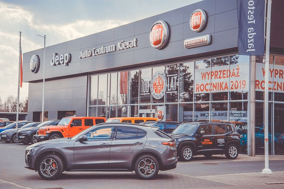 Czy Cobra Auto Centrum Myjnia oferuje usługi detailingu?