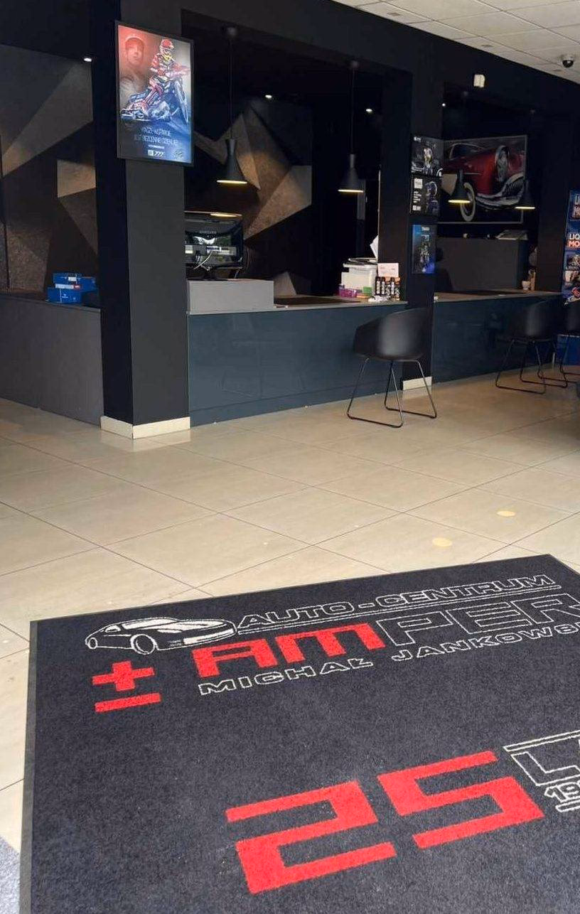 Czy Myjnia Amper Leszno akceptuje płatności kartą?