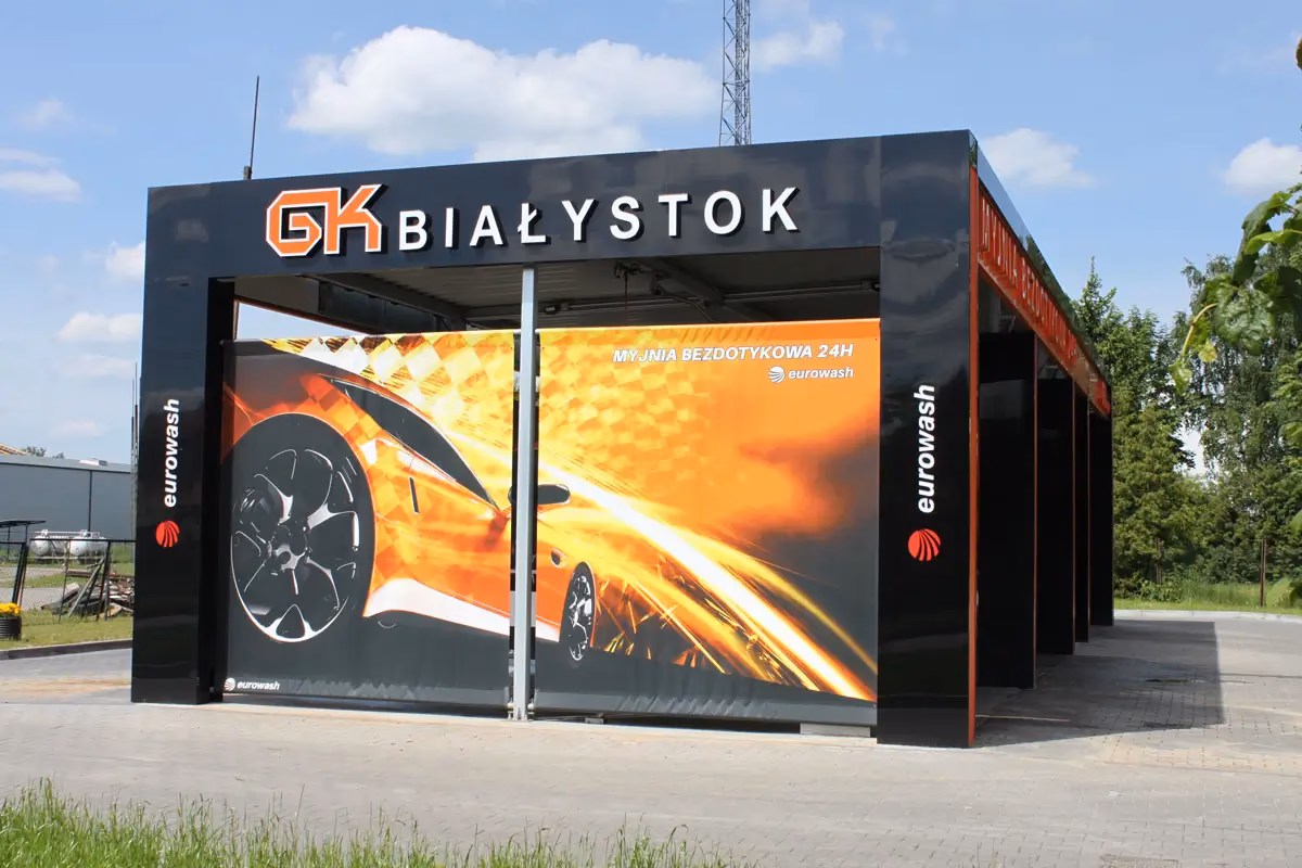 Czy w Białymstoku są dostępne myjnie samoobsługowe?