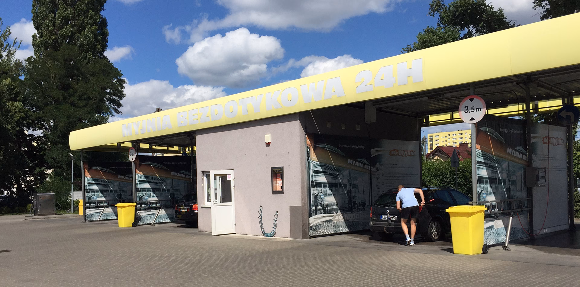 Jakie są rodzaje myjni samochodowych dostępne w Bydgoszczy?