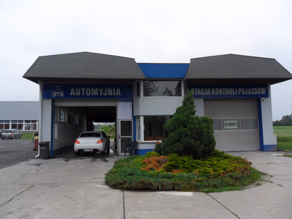 Ile kosztuje mycie auta na myjni samoobsługowej?