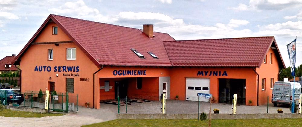 Czym najlepiej umyć komorę silnika?