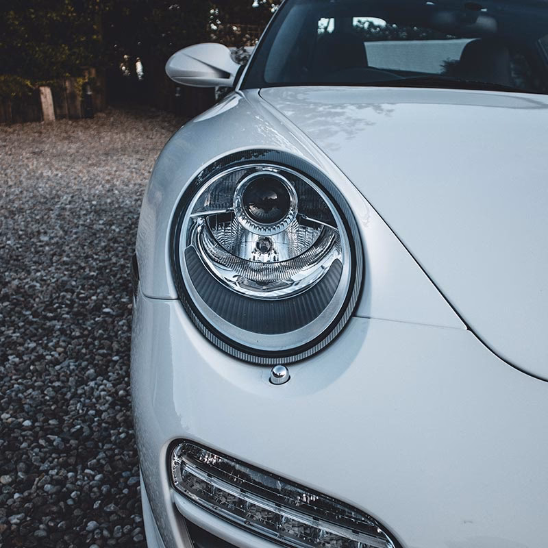 Czy warto woskować auto?