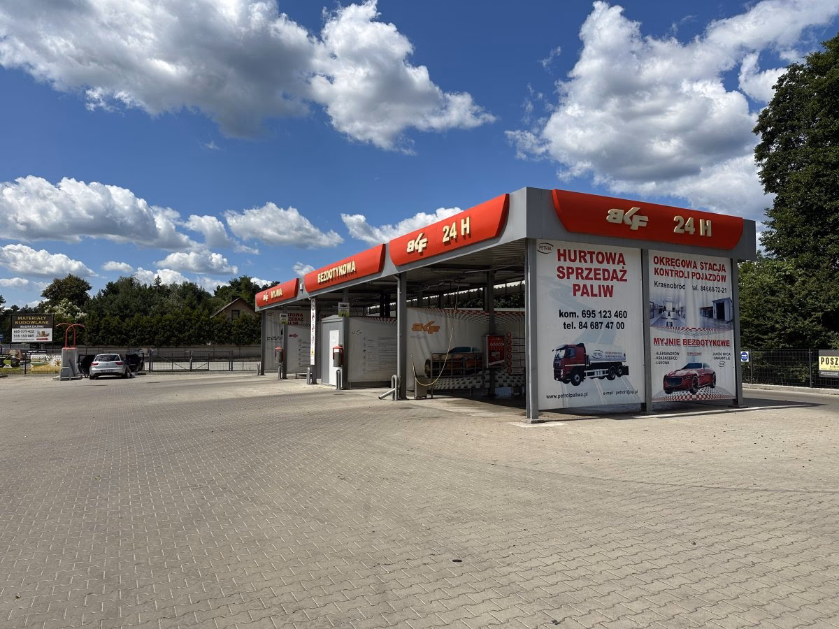 Ile kosztuje mycie ręczne samochodu?