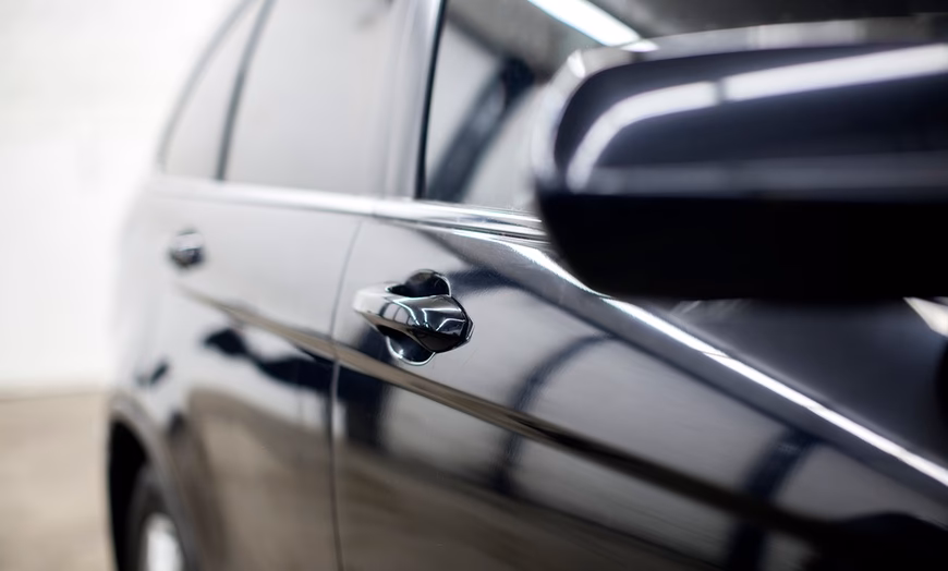 Czy mycie ręczne niszczy lakier?