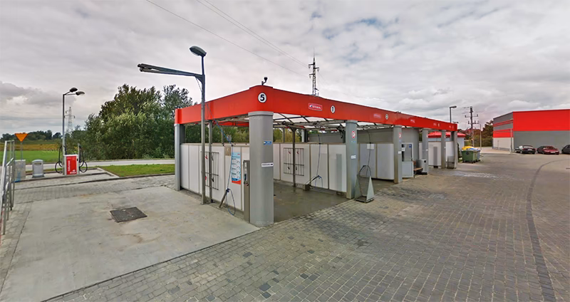Ile kosztuje mycie auta na myjni samoobsługowej?