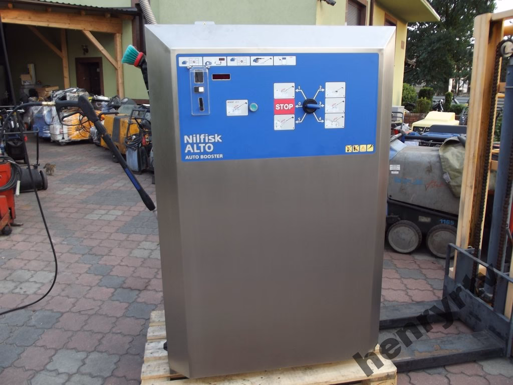 Jak umyć auto na myjni bezdotykowej?